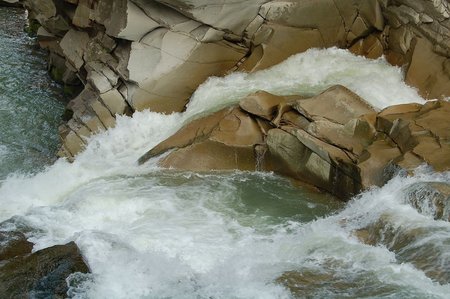 Водоспад «Пробій»