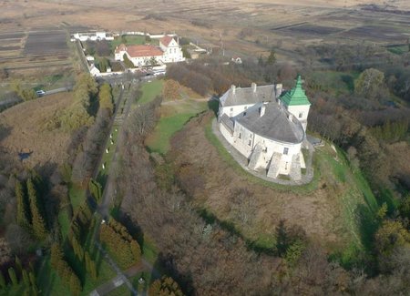 Олеський замок на Західній Україні