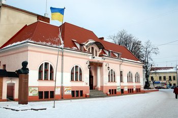 Коломийський академічний обласний український драматичний театр імені Івана Озаркевича