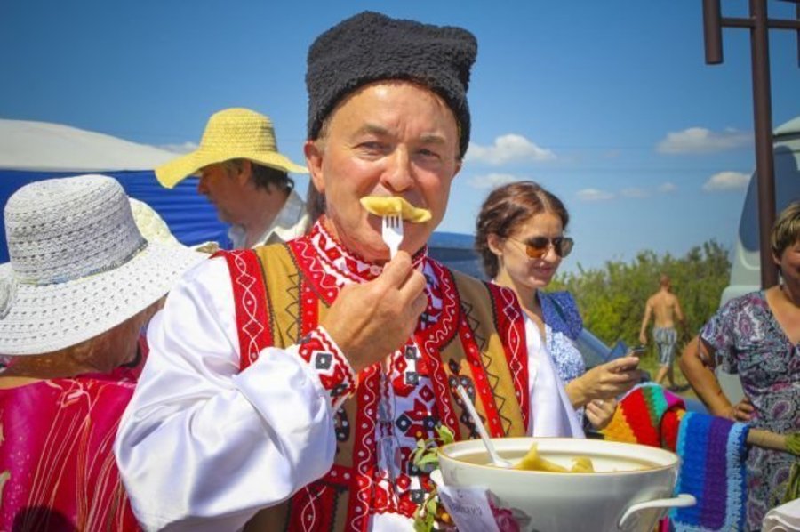 На кофе во Львов и вареники в Луцк