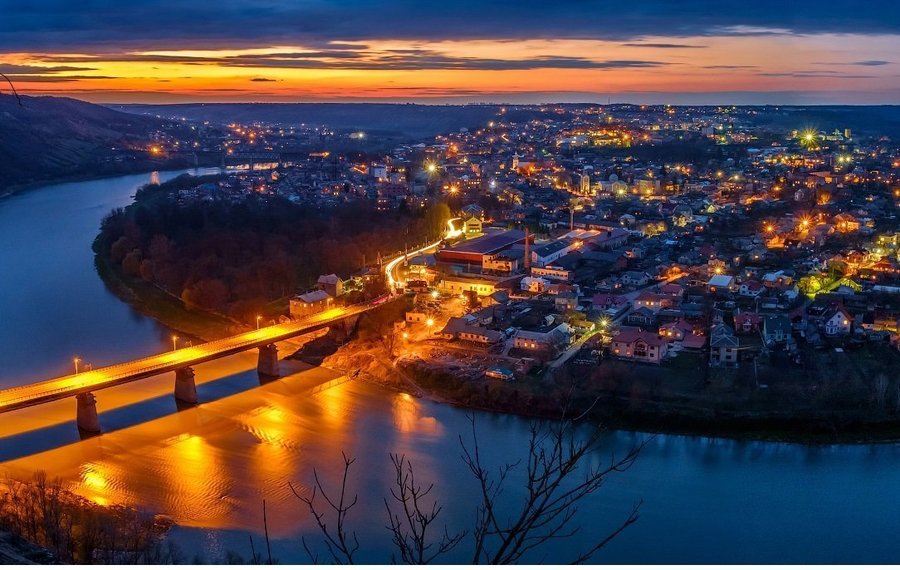 Дива України. Чернівці та Заліщики